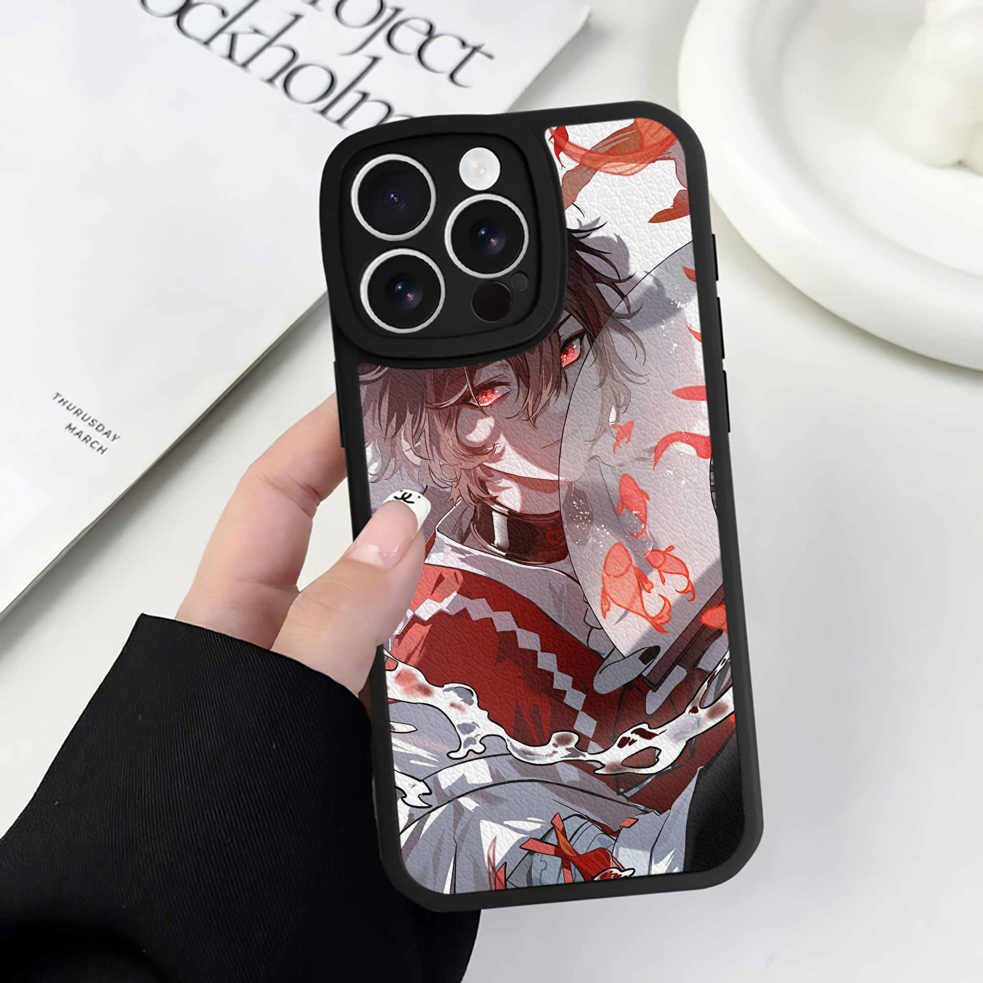 （画像用） 文豪ストレイドッグス Bungo Stray Dogs 【iPhone 16シリーズ対応】シリコンスマホケース（レザー調） 材質：シリコン